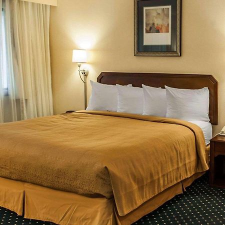 Quality Inn & Suites Goshen Exteriör bild
