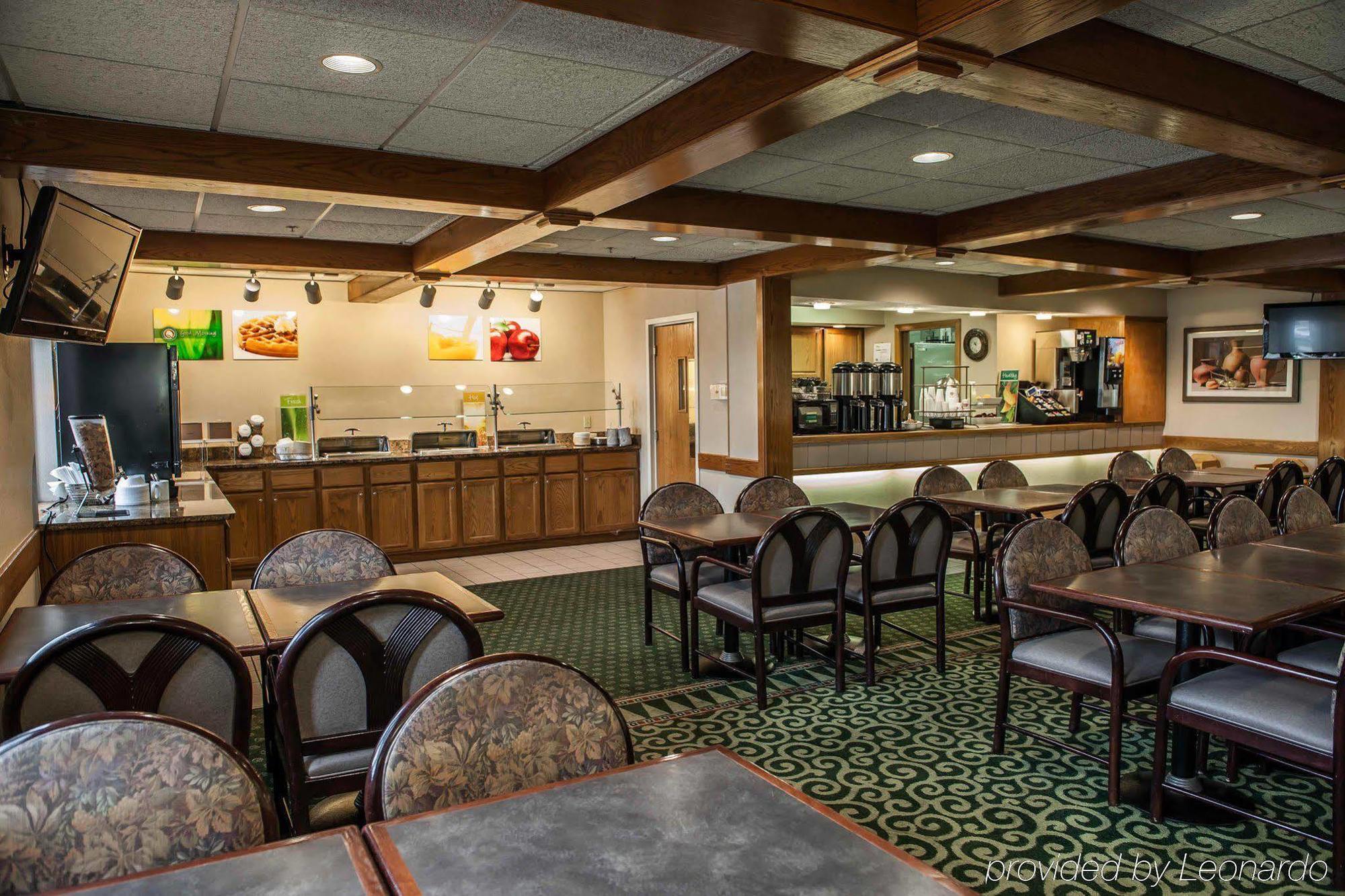 Quality Inn & Suites Goshen Exteriör bild