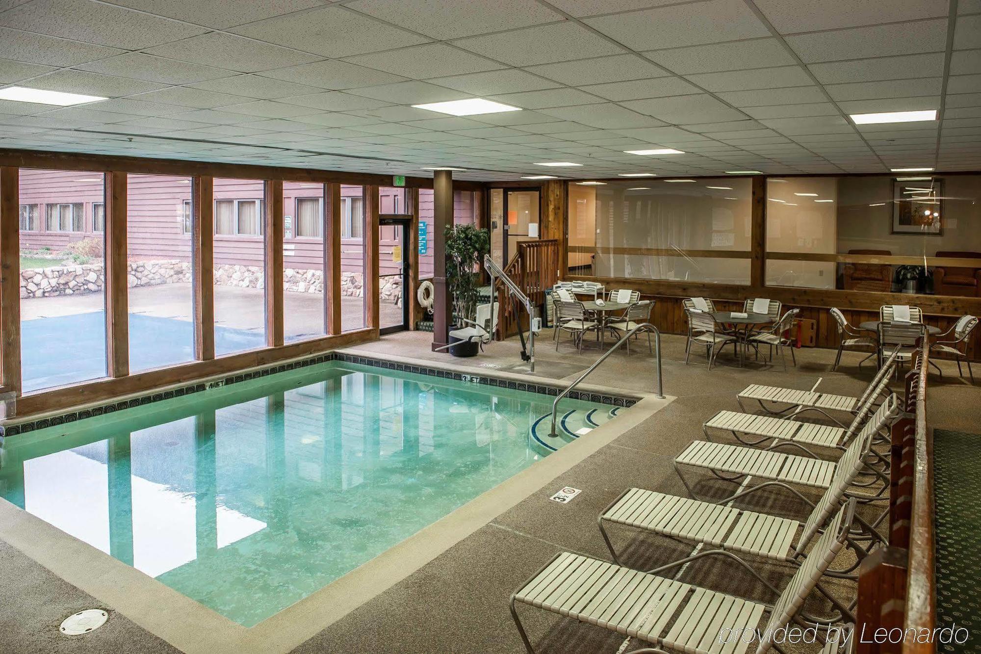 Quality Inn & Suites Goshen Exteriör bild