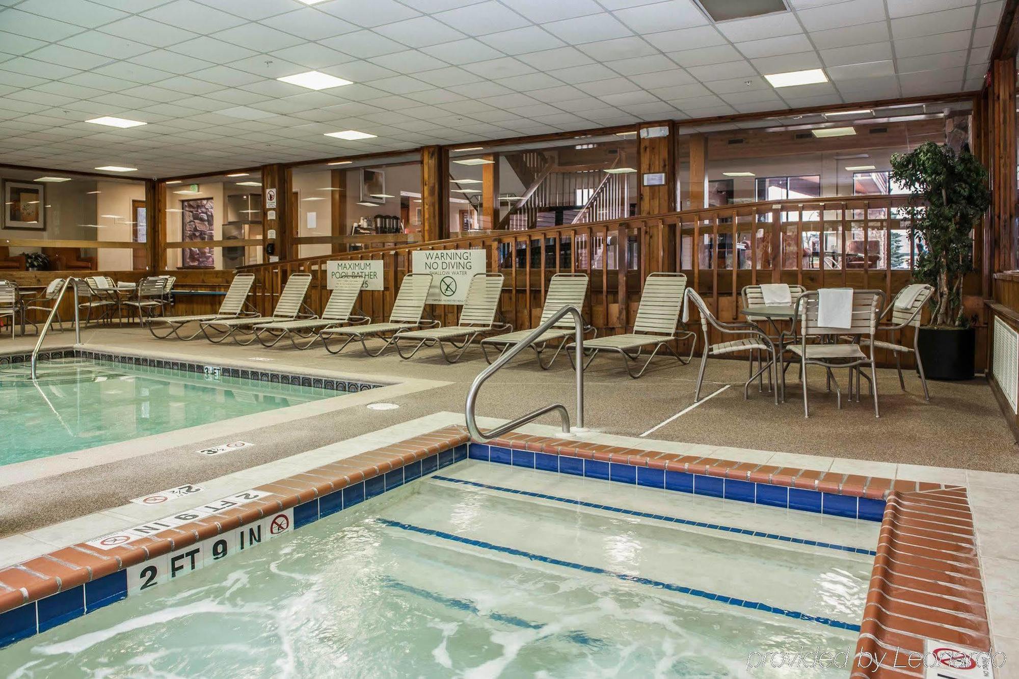 Quality Inn & Suites Goshen Exteriör bild